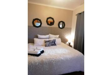 African Elephant's Den Guest house, Klerksdorp - 2