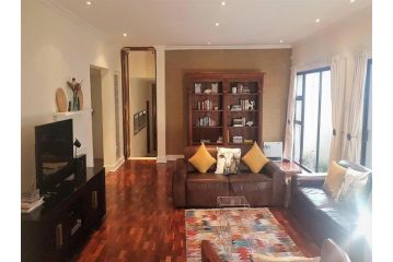 Afropolitan Haven Apartment, Johannesburg - 2