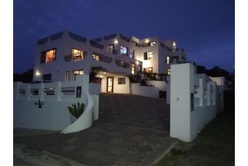 Aguia-Vista Luxury House 1st Floor Guest house, Jeffreys Bay - 1