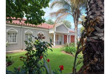 Ailani Grey Apartment, Benoni - 2