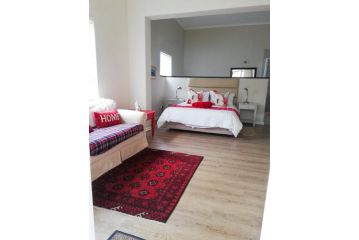 Akwa Guest house, Hermanus - 3