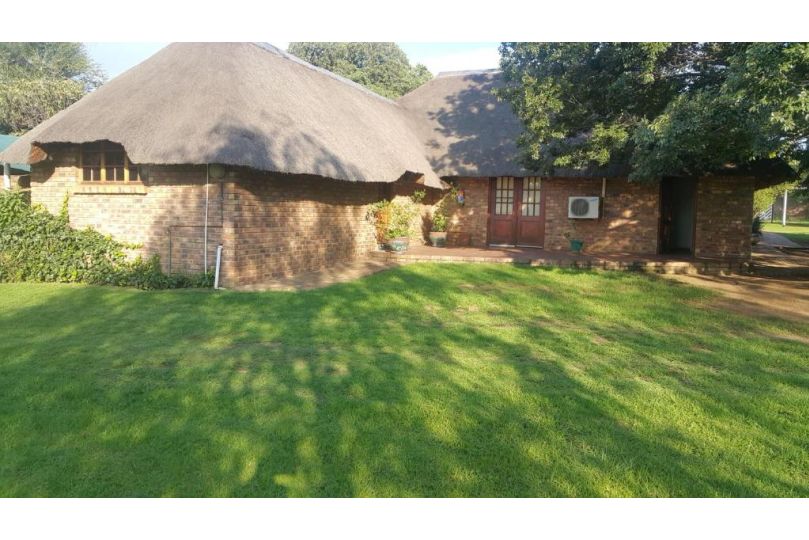 Albatross B&B Bed and breakfast, Benoni - imaginea 10