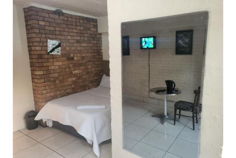 Albatross Ways Lodge Guest house, Sandton - imaginea 10