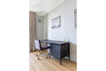 Alimama Spaces: The Breezy Way Ellipse Apartment, Midrand - 4