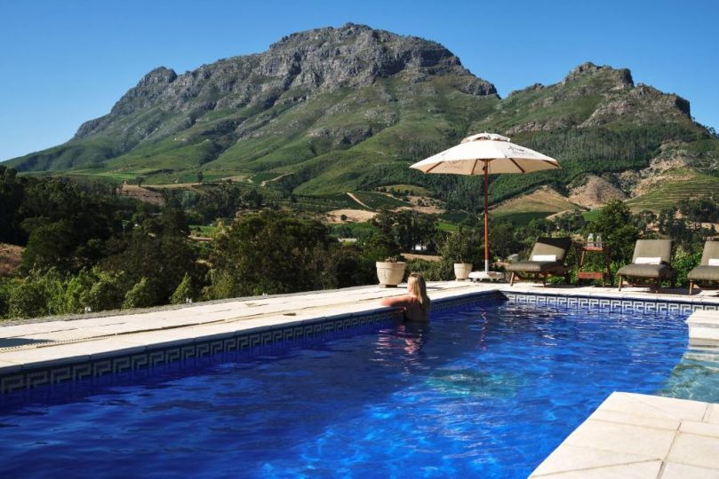 Alluvia Boutique Winery & Luxury Accommodation Guest house, Stellenbosch - imaginea 14