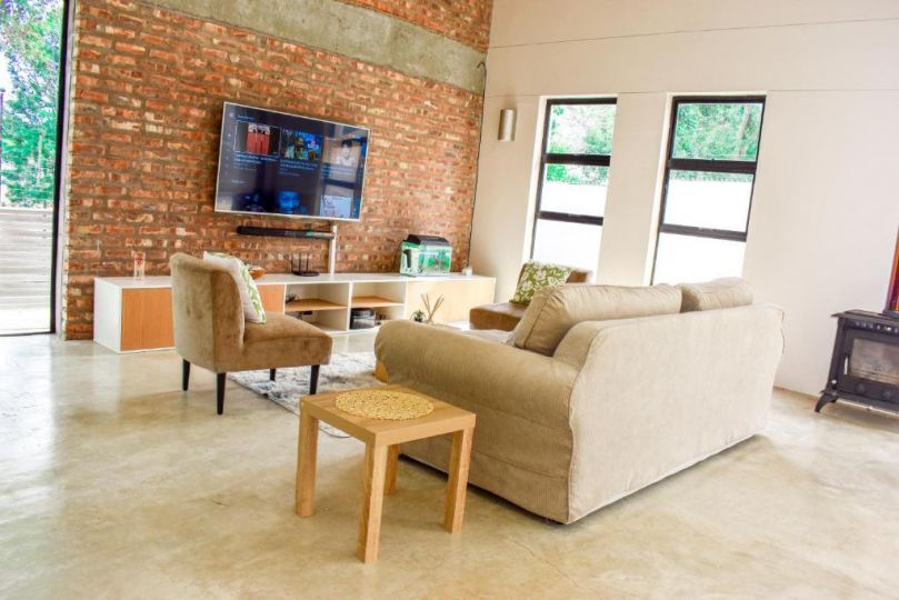 Amabwe Guesthouse Bed and breakfast, Grahamstown - imaginea 2