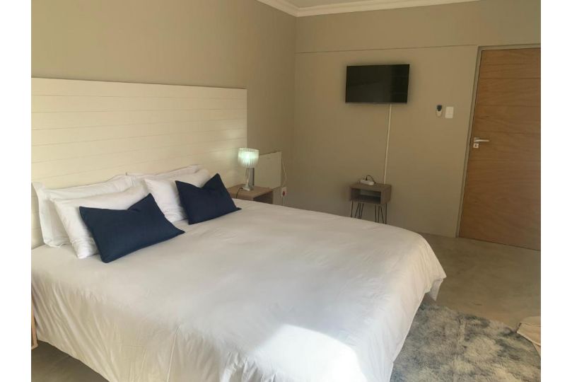 Amabwe Guesthouse Bed and breakfast, Grahamstown - imaginea 16