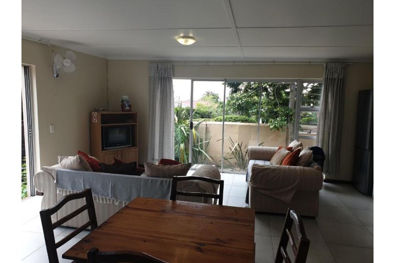 Amakaya Backpackers Travellers Accommodation Hostel, Plettenberg Bay - imaginea 2