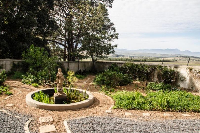 Lavinia Lifestyle Farm stay, Stellenbosch - imaginea 8