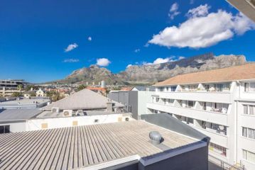Amazing 2 Bedroom Apartment with mountain views on Kloof street Apartment, Cape Town - 2
