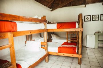 Amphitheatre Backpackers Lodge Hostel, Ethels Drive - 1