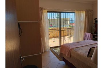 Ana's Rus Apartment, Jeffreys Bay - 4