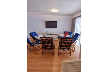 Point Village Accommodation - Annie-Ben 2 Apartment, Mossel Bay - 2