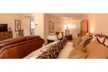 Antiqua Guest house, George - 3