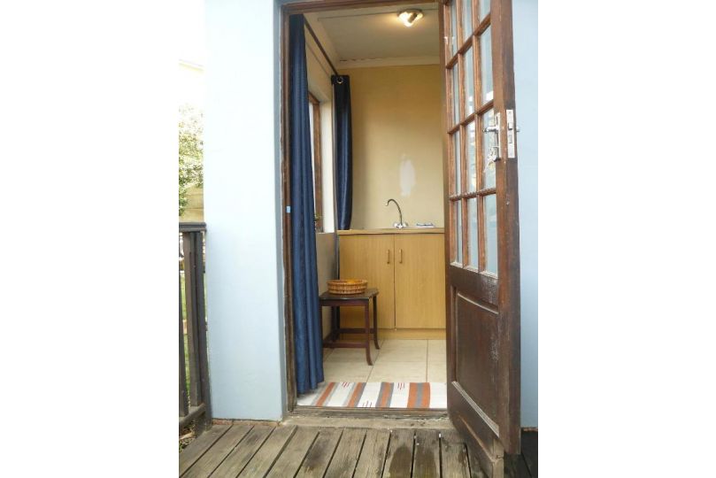 Antique Silk Self Catering Unit Bed and breakfast, Grahamstown - imaginea 4