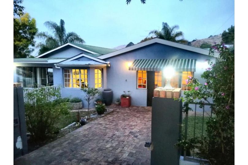 Antique Silk Self Catering Unit Bed and breakfast, Grahamstown - imaginea 14