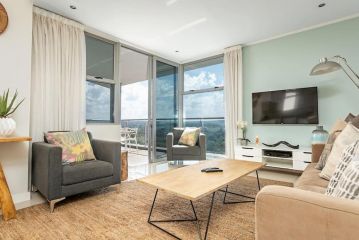 Apex on Smuts 2 bedroom luxury, Wifi Apartment, Johannesburg - 1