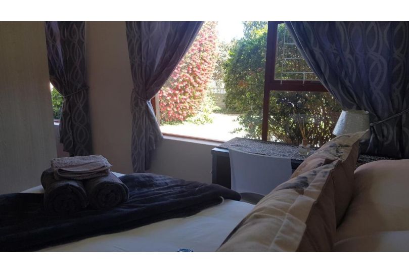 Apollo Self Catering Apartment, Vredenburg - imaginea 16