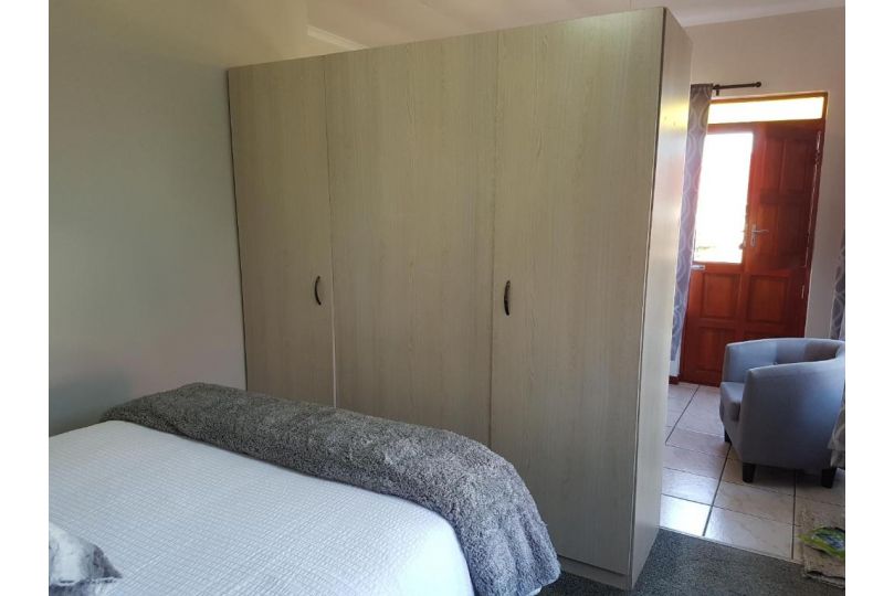 Apollo Self Catering Apartment, Vredenburg - imaginea 14