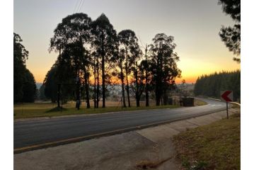 Apple Blossom Cottage Guest house, Dullstroom - 1