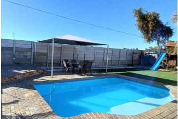 Arlogenix Guest house, Durbanville - 3