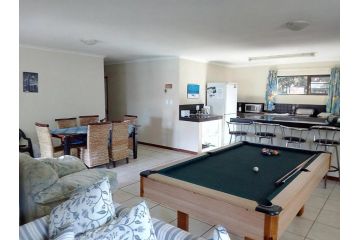 Aston Bay Holiday Home Guest house, Jeffreys Bay - 3