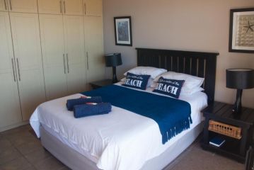 At home on the beach... Apartment, Jeffreys Bay - 1