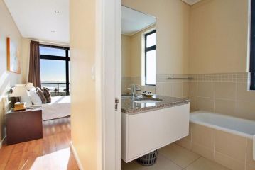 Atlantic Views 2 Bedroom/ 2 bathroom Apartment with Sea View. Apartment, Cape Town - 3