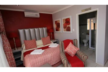 Avalon Guest Manor Guest house, Newcastle - 4