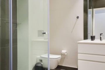 Axis 2 Bedroom Apartment, Cape Town - 3