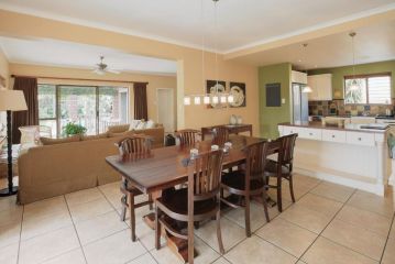 Aziza Guest house, George - 4