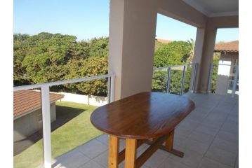 Azriel 4 Apartment, Margate - 1