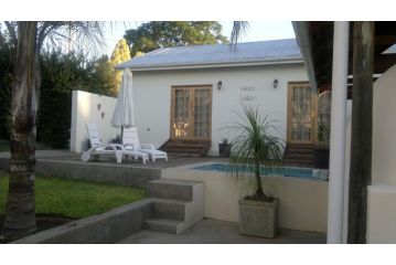 B&B on Church Bed and breakfast, Oudtshoorn - 2