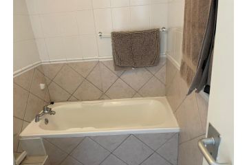 B1001 Ocean View Apartment, Bloubergstrand - 1