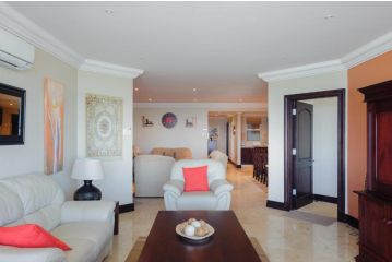 Ballito Manor Beach 405 - FAMILY ONLY Apartment, Ballito - 2