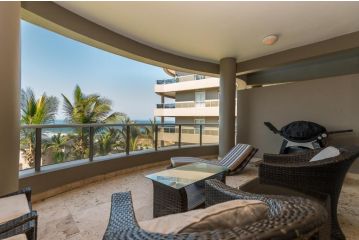 Ballito Manor: Manor View 305 Apartment, Ballito - 2