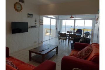 Ballito Santorini Perissa Sea View, walk to beach Apartment, Ballito - 4