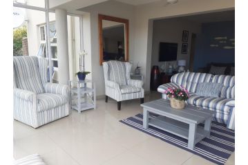 Lands End family apartment - Family Only - No Rage Bookings Apartment, Ballito - 2