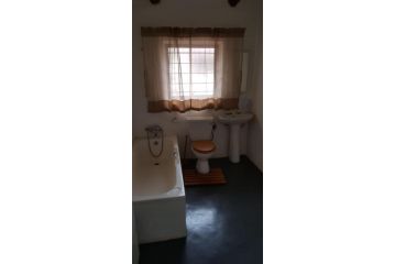 Banana Coves Chalet, Hartbeespoort - 5