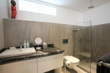 Basement on Bath Apartment, Cape Town - 5