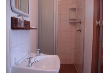 Bay Cove Inn Hotel, Jeffreys Bay - 1