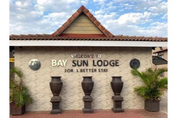 Bay Sun Lodge Apartment, Richards Bay - 2