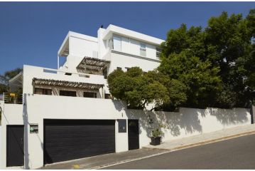 Bayflowers Guest house, Cape Town - 1