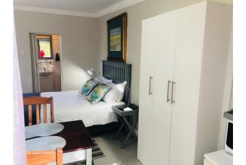 Baylight Accomodation Room 2 Apartment, Mossel Bay - 1