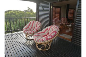 B-Merrie Guest house, Jeffreys Bay - 3