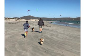 Beach Breakaway Apartment, Langebaan - 4