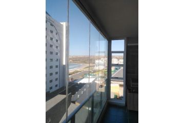 Beach Club 602 Apartment, Mossel Bay - 3