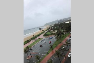 Beach Front Holiday Apartment-Tenbury Apartment, Durban - 5