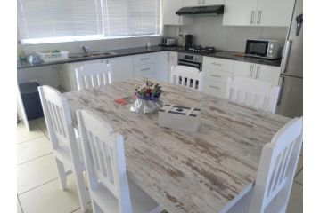 Beach House Bliss Guest house, Langebaan - 3