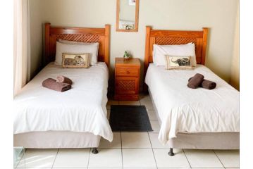 Beach Villa 27A & 27B Apartment, Durban - 4